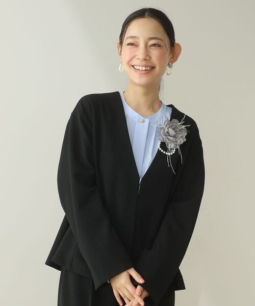 Green　Parks（グリーンパークス）の「O.洗えてストレッチ ノーカラージャケット（テーラードジャケット・レディース・ライトベージュ/ブラック・L/M）」の8枚目の写真