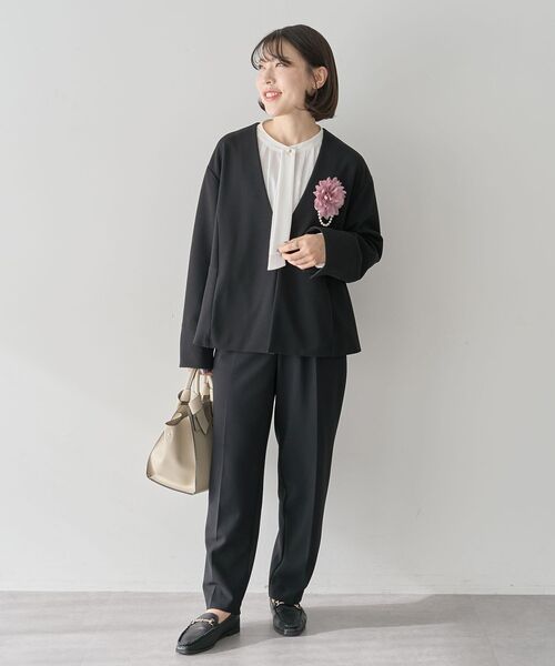 Green　Parks（グリーンパークス）の「O.洗えてストレッチ ノーカラージャケット（テーラードジャケット・レディース・ライトベージュ/ブラック・L/M）」の15枚目の写真