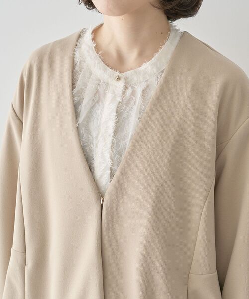 Green　Parks（グリーンパークス）の「O.洗えてストレッチ ノーカラージャケット（テーラードジャケット・レディース・ライトベージュ/ブラック・L/M）」の19枚目の写真