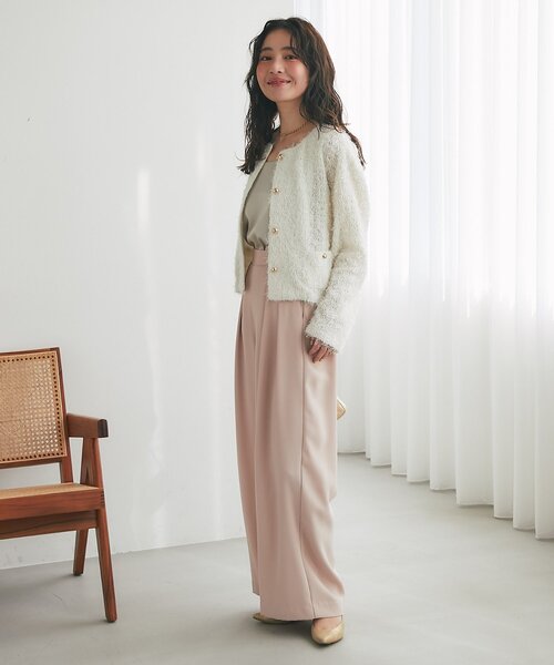 La boutique BonBon（ラブティックボンボン）の「【人気カラー追加決定！やわらかくて着心地◎】フェザーカットソージャケットカーデ（ノーカラージャケット・レディース・ブラック/ピンク/オフホワイト・FREE）」の13枚目の写真