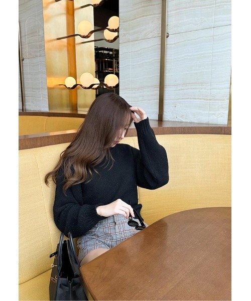 LUDICRUM(ルーディクルム)の「Mix knit top(ニット/セーター・レディース・ブラック/オフホワイト・FREE)」の9枚目の写真