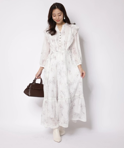 JUSGLITTY（ジャスグリッティー）の「ガーデンフラワープリントワンピース（ワンピース・レディース・スモークピンク/ミント・2/1/0）」の7枚目の写真