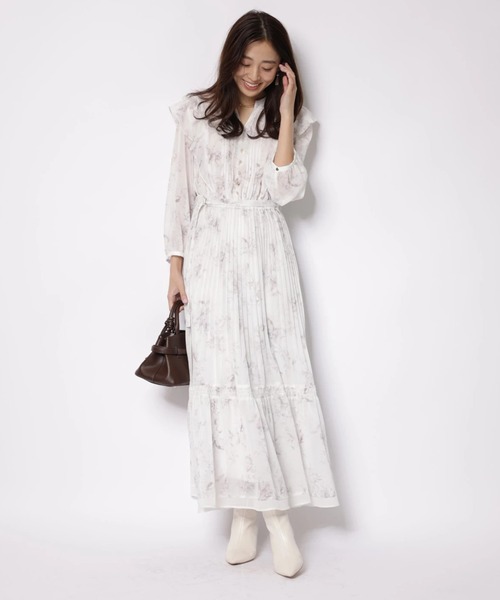 JUSGLITTY（ジャスグリッティー）の「ガーデンフラワープリントワンピース（ワンピース・レディース・スモークピンク/ミント・2/1/0）」の8枚目の写真