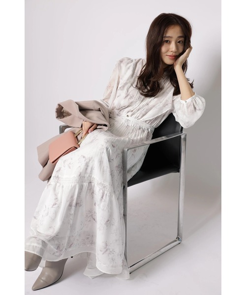 JUSGLITTY（ジャスグリッティー）の「ガーデンフラワープリントワンピース（ワンピース・レディース・スモークピンク/ミント・2/1/0）」の16枚目の写真