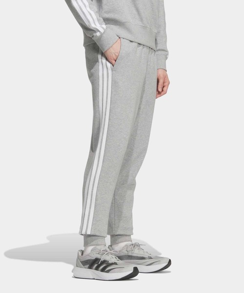 エッセンシャルズ プラス レギュラーフィット スリーストライプス