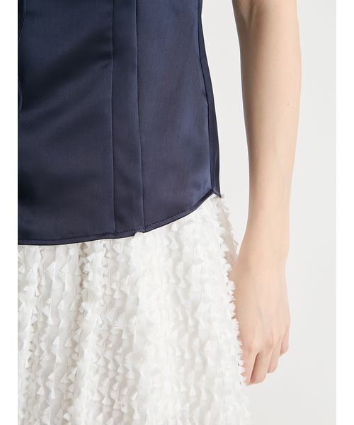 CELFORD（セルフォード）の「【洗える】】フロントスカラサテンブラウス（シャツ/ブラウス・レディース・アイボリー/ネイビー・36/38）」の3枚目の写真