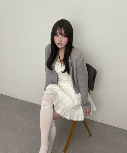 mellowneon(メロウネオン)の「ロゴプレートニットカーディガン(カーディガン/ボレロ・レディース・グレー/アイボリー/ネイビー・FREE)」の19枚目の写真