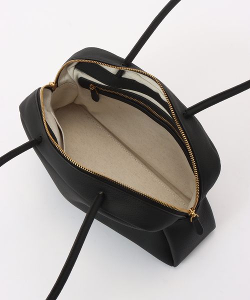 tov(トーヴ)の「TOV/ トーヴ PETAL OBLONG BAG M(ボストンバッグ・レディース・ブラック/ブラウン・FREE)」の5枚目の写真