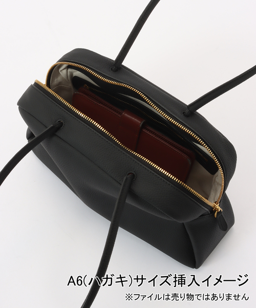 tov(トーヴ)の「TOV/ トーヴ PETAL OBLONG BAG M(ボストンバッグ・レディース・ブラック/ブラウン・FREE)」の6枚目の写真