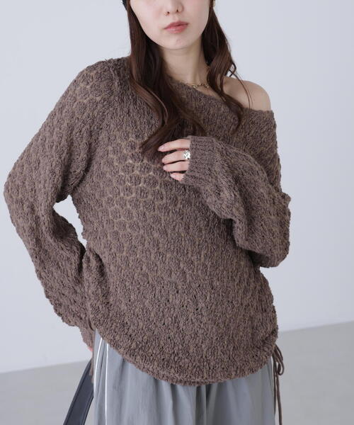 FREE'S MART（フリーズマート）の「◆ポコポコワンショル脇ドロストオーバーニット（ニット/セーター・レディース・ホワイト/ピンク/ブラウン・FREE）」の16枚目の写真