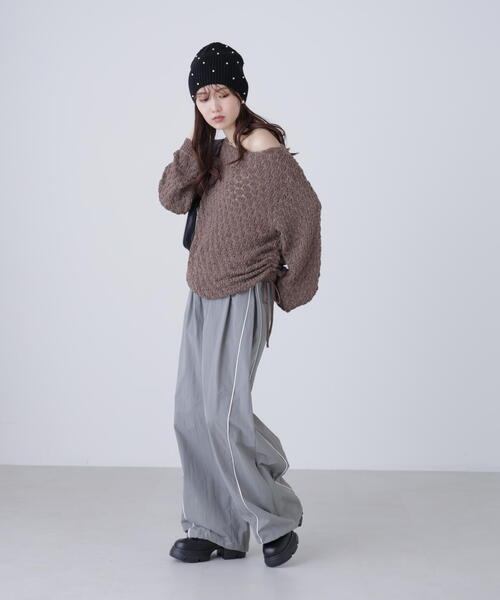 FREE'S MART（フリーズマート）の「◆ポコポコワンショル脇ドロストオーバーニット（ニット/セーター・レディース・ホワイト/ピンク/ブラウン・FREE）」の22枚目の写真