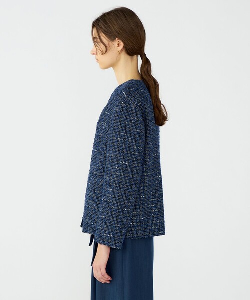 BALLSEY(ボールジィ)の「エアリーファンシーツイード Vカラージャケット(ノーカラージャケット・レディース・ネイビー/ライトベージュ・36)」の6枚目の写真