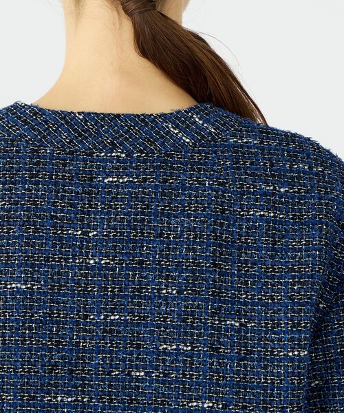 BALLSEY(ボールジィ)の「エアリーファンシーツイード Vカラージャケット(ノーカラージャケット・レディース・ネイビー/ライトベージュ・36)」の10枚目の写真
