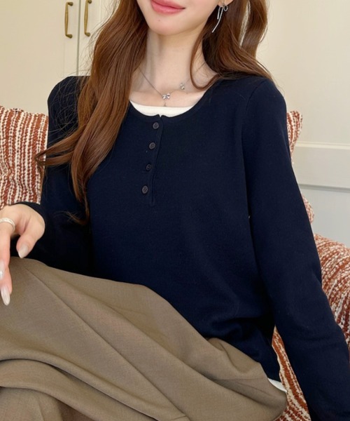 Ada.(エイダ)の「レイヤード風 ヘンリーネック ロングスリーブ カットソー(Tシャツ/カットソー・レディース・ライトグレー/グレー×ホワイト/ネイビー/ネイビー×ホワイト・FREE)」の15枚目の写真