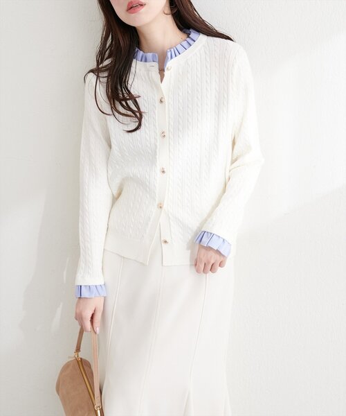 natural couture（ナチュラルクチュール）の「フリルレイヤード風ケーブルカーディガン（カーディガン/ボレロ・レディース・ネイビー/イエロー/グレー/オフホワイト・FREE）」の7枚目の写真