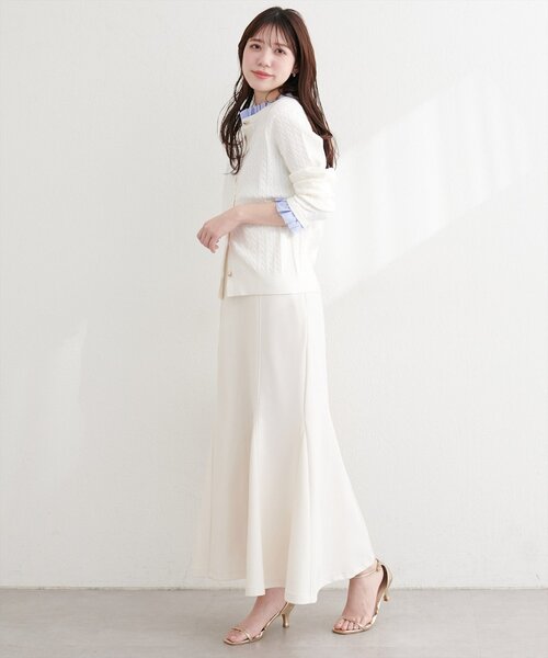 natural couture（ナチュラルクチュール）の「フリルレイヤード風ケーブルカーディガン（カーディガン/ボレロ・レディース・ネイビー/イエロー/グレー/オフホワイト・FREE）」の9枚目の写真