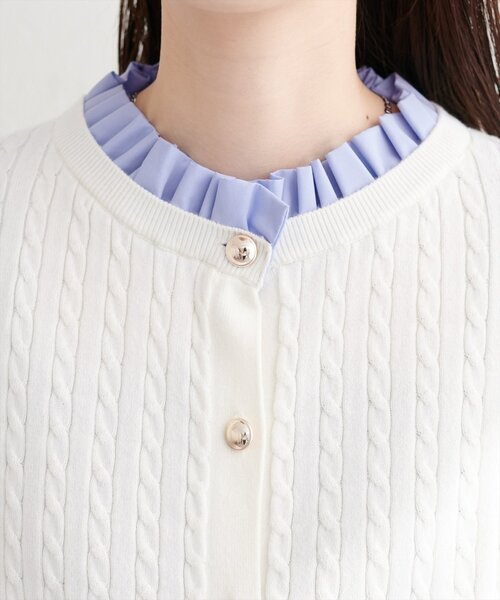 natural couture（ナチュラルクチュール）の「フリルレイヤード風ケーブルカーディガン（カーディガン/ボレロ・レディース・ネイビー/イエロー/グレー/オフホワイト・FREE）」の13枚目の写真