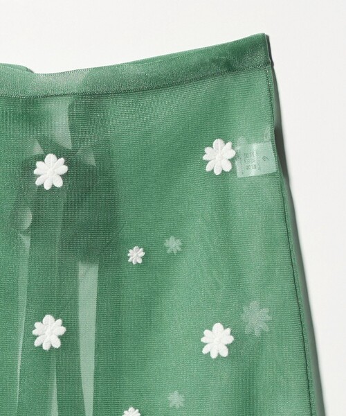6（ロク）の「＜6(ROKU)＞シアー エンブロイダリー スカート（スカート・レディース・ケリーグリーン・FREE）」の7枚目の写真