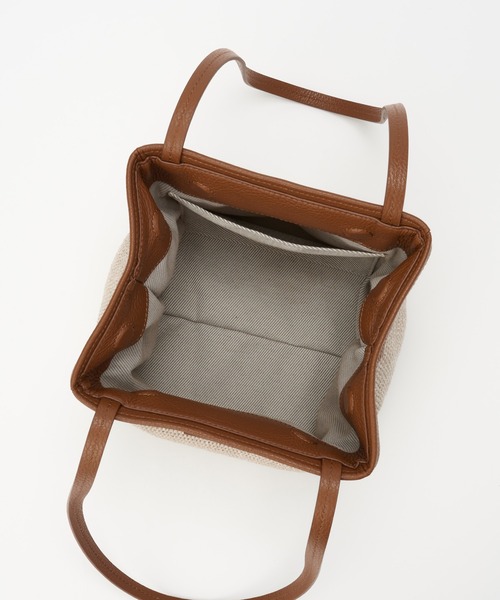 IACUCCI（イアクッチ）の「【予約】センティエーロ PAGLIA（トートバッグ・レディース・キャメル/ブラック・FREE）」の22枚目の写真