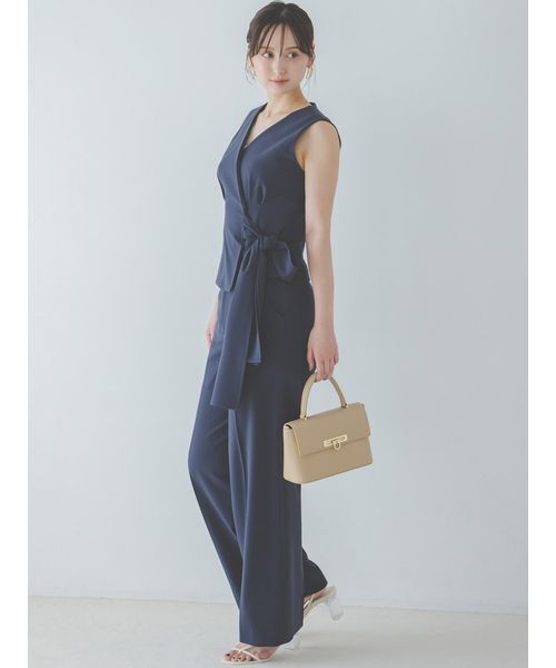 SNIDEL（スナイデル）の「Sustainableハイウエストストレートパンツ（スラックス・レディース・ネイビー/アイボリー/グレー・0/1）」の6枚目の写真