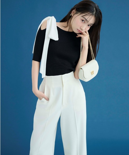 SNIDEL（スナイデル）の「Sustainableハイウエストストレートパンツ（スラックス・レディース・ネイビー/アイボリー/グレー・0/1）」の21枚目の写真