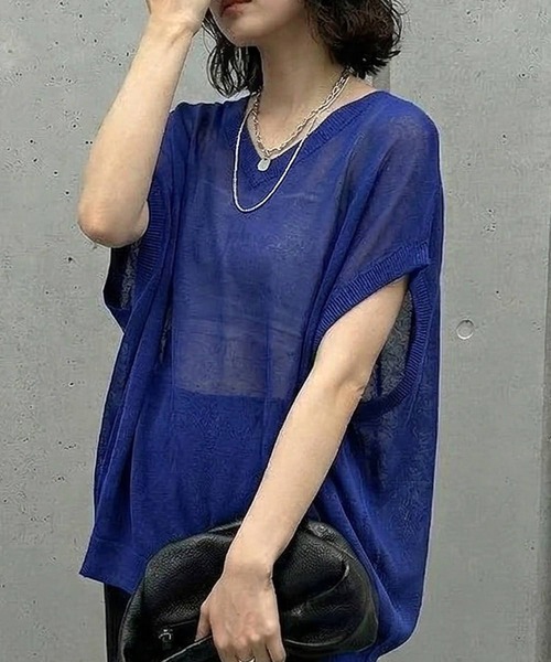 antiqua(アンティカ)の「Vネック ボートネック シアー ドルマン ニット(ニット/セーター・レディース・ダークグレー/モカ/グリーン系その他/グリーン系その他3/ネイビー/ブルー系その他/ロイヤルブルー/ベージュ系その他/ブラック系その他/オレンジ系その他/ホワイト/ベージュ/ホワイト系その他/グリーン/グリーン系その他2/オレンジ系その他2/ブラック/グレー系その他/ブラウン系その他/ブルー系その他2・ONESIZE)」の18枚目の写真
