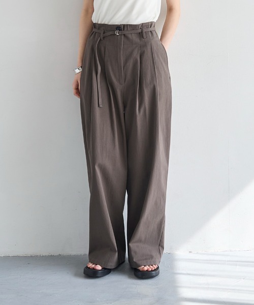 meilmada（メイルマダ）の「ハイウエストコットンタックパンツ（チノパンツ・レディース・ベージュ/チャコールグレー・FREE）」の11枚目の写真