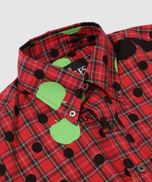 THE BEATLES COMME des GARCONS（ザ ビートルズ コムデギャルソン）の「THE BEATLES CdG APPLE PRINTED TARTAN CHECK LONG SLEEVE SHIRT RED（シャツ/ブラウス・メンズ・レッド・XS）」の3枚目の写真