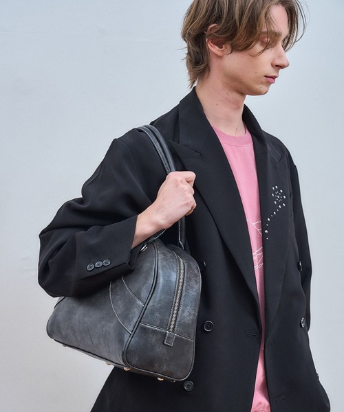 ajouter flow（アジューテフロー）の「【ajouter flow】synthetic leather boston bag（ボストンバッグ・メンズ・ブラック・FREE）」の4枚目の写真