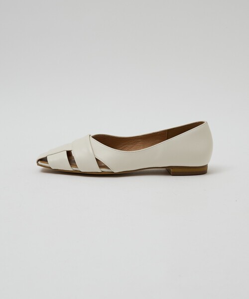 Au BANNISTER（オゥバニスター）の「【ロングセラー】グルカモチーフフラットパンプス（パンプス・レディース・ブラック/アイボリー/シルバー・40/38/39/37/36）」の14枚目の写真