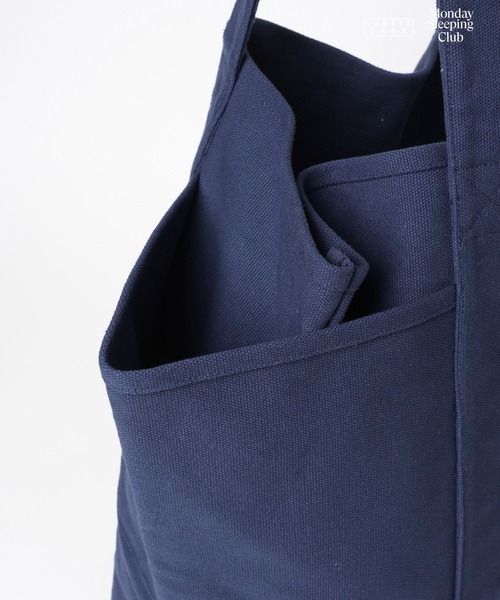 LOWRYS FARM(ローリーズファーム)の「Monday Sleeping Club トートバック 661516(トートバッグ・レディース・ホワイト/ネイビー・FREE)」の11枚目の写真