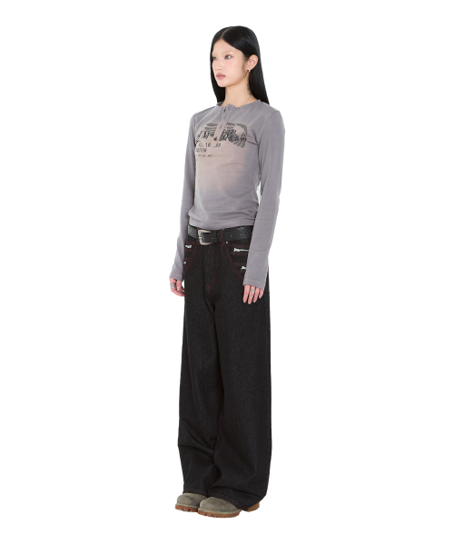 AAKAM（アーカム）の「Button Lettering Long Sleeve (Brown)（Tシャツ/カットソー・レディース・その他・1/2）」の4枚目の写真