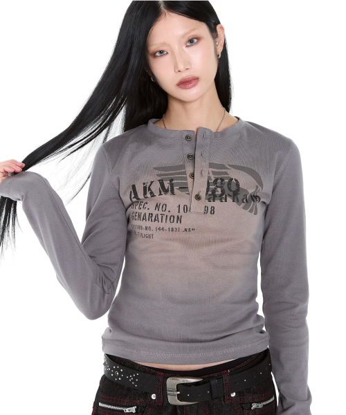 AAKAM（アーカム）の「Button Lettering Long Sleeve (Brown)（Tシャツ/カットソー・レディース・その他・1/2）」の9枚目の写真