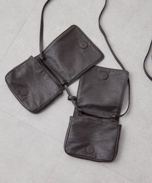 Whim Gazette（ウィムガゼット）の「【THE BAAT】MINI BAG（ボディバッグ/ウエストポーチ・レディース・ブラウン/ブラック/アイボリー・FREE）」の20枚目の写真