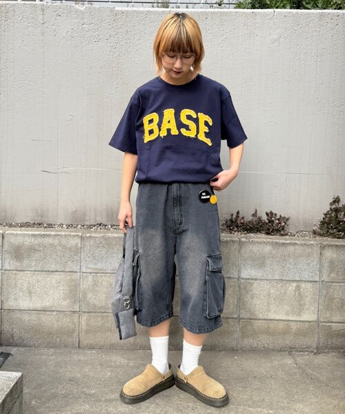 CIAOPANIC TYPY（チャオパニックティピー）の「【WEB限定】【UNISEX】BASEアップリケTEE（Tシャツ/カットソー・レディース・ブラック/グレー/ブラウン/ネイビー・LARGE/MEDIUM）」の6枚目の写真