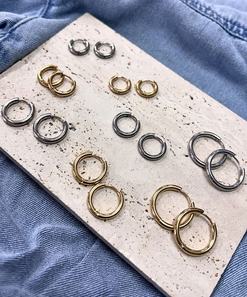 tunee(チュニー)の「【456819】シンプルフープピアス(RZ)(ピアス(両耳用)・レディース・ゴールド/シルバー・X-SMALL/LARGE/MEDIUM/SMALL)」の9枚目の写真