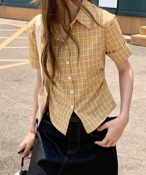 Teem Store(チームストア)の「刺繍ロゴチェック柄サイドギャザー半袖シャツ(シャツ/ブラウス・レディース・イエロー/ブルー・M/S)」の15枚目の写真