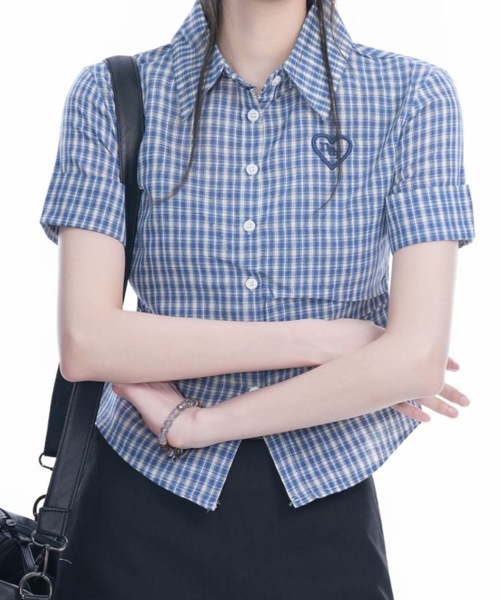 Teem Store(チームストア)の「刺繍ロゴチェック柄サイドギャザー半袖シャツ(シャツ/ブラウス・レディース・イエロー/ブルー・M/S)」の10枚目の写真
