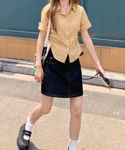 Teem Store(チームストア)の「刺繍ロゴチェック柄サイドギャザー半袖シャツ(シャツ/ブラウス・レディース・イエロー/ブルー・M/S)」の18枚目の写真