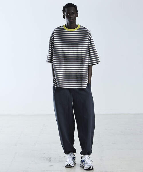 ORCIVAL（オーシバル）の「ORCIVAL | マーセライズ ワイドクルーネック 半袖 プルオーバー MEN（Tシャツ/カットソー・メンズ・ベージュ/ブラック系その他/ブラック系その他2/ブラック・4/5）」の11枚目の写真