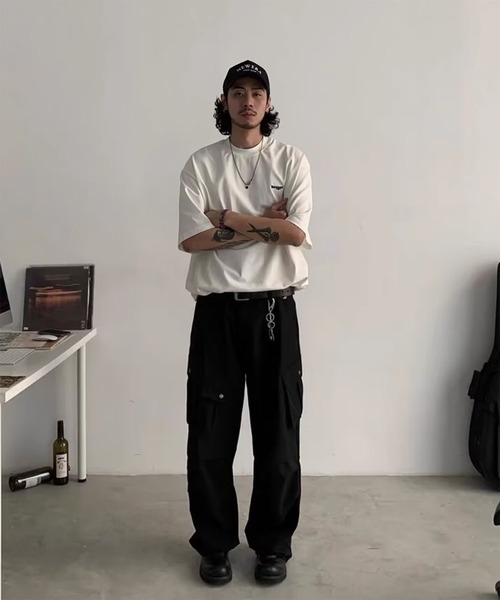 WESTBOY(ウエストボーイ)の「Y2K マルチポケット ワイドカーゴパンツ WO26S11PT02(カーゴパンツ・メンズ・ブラック・XL/L)」の5枚目の写真