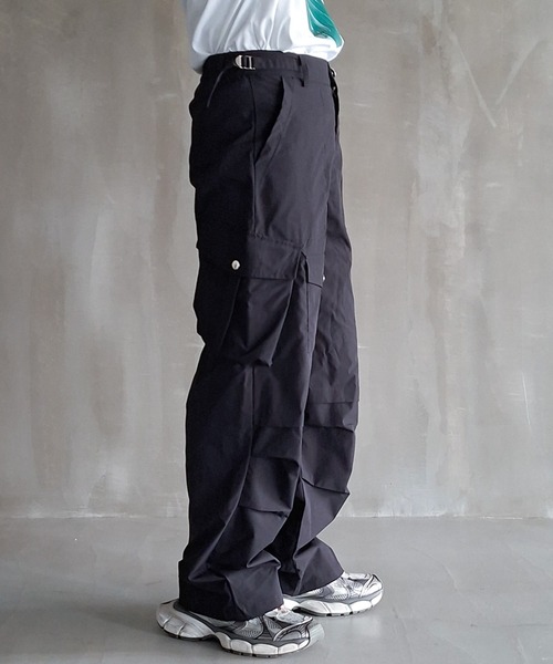WESTBOY(ウエストボーイ)の「Y2K マルチポケット ワイドカーゴパンツ WO26S11PT02(カーゴパンツ・メンズ・ブラック・XL/L)」の8枚目の写真
