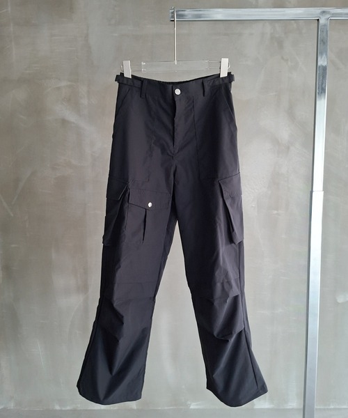 WESTBOY(ウエストボーイ)の「Y2K マルチポケット ワイドカーゴパンツ WO26S11PT02(カーゴパンツ・メンズ・ブラック・XL/L)」の9枚目の写真
