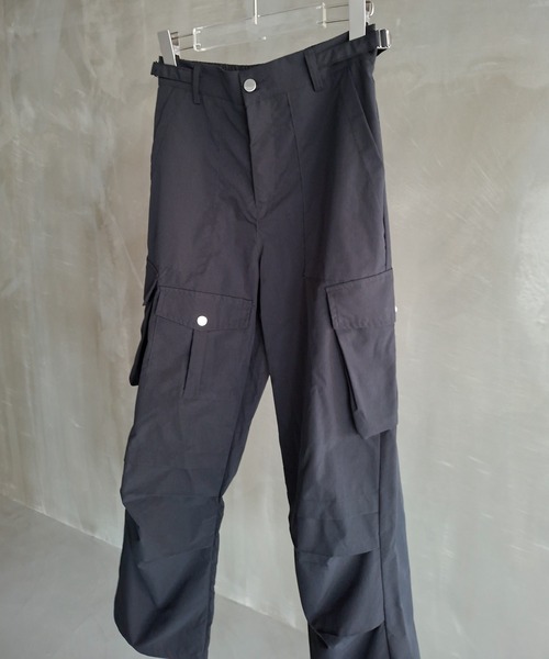 WESTBOY(ウエストボーイ)の「Y2K マルチポケット ワイドカーゴパンツ WO26S11PT02(カーゴパンツ・メンズ・ブラック・XL/L)」の11枚目の写真