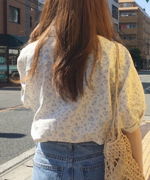 mielu(ミエル)の「小花柄5分袖ブラウス(シャツ/ブラウス・レディース・ブルー/ピンク・LARGE/MEDIUM)」の9枚目の写真