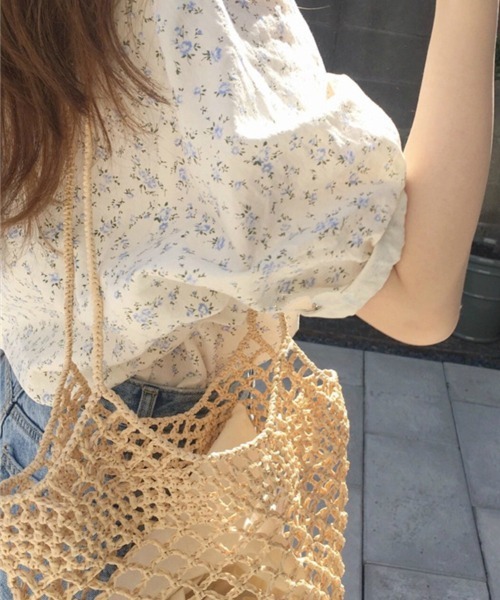 mielu(ミエル)の「小花柄5分袖ブラウス(シャツ/ブラウス・レディース・ブルー/ピンク・LARGE/MEDIUM)」の8枚目の写真