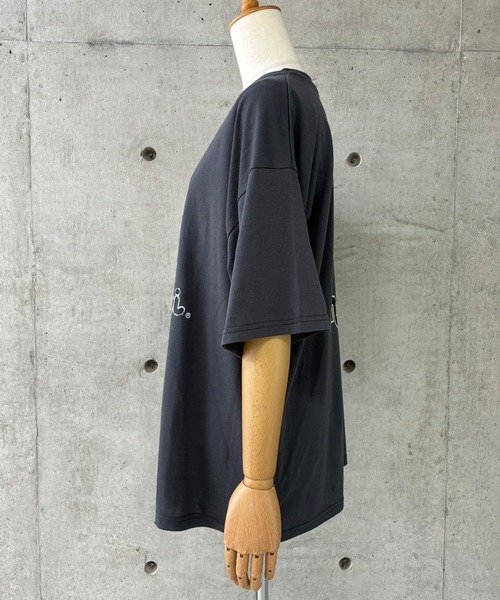 GLAMOROUS JANE(グラマラスジェーン)の「MonchhichiプリントTシャツ(Tシャツ/カットソー・レディース・ブラック/オフホワイト/チャコールグレー・FREE)」の13枚目の写真