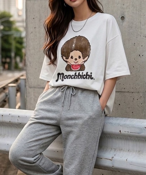GLAMOROUS JANE(グラマラスジェーン)の「MonchhichiプリントTシャツ(Tシャツ/カットソー・レディース・ブラック/オフホワイト/チャコールグレー・FREE)」の4枚目の写真