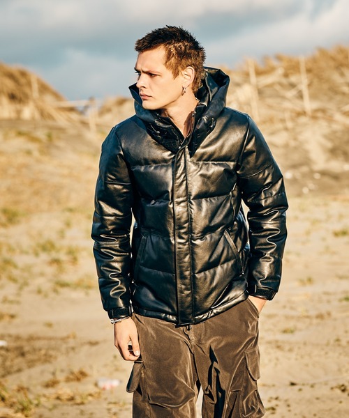 glamb(グラム)の「Signature Leather Down Jacket / シグネチャーレザーダウンジャケット(ダウンジャケット/コート・メンズ・ブラック/ブラウン・S/M/L)」の11枚目の写真