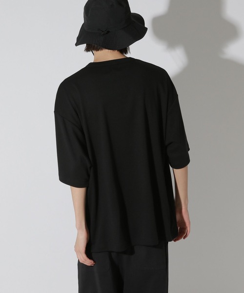LAKOLE(ラコレ)の「フォトアートロックT / 689761(Tシャツ/カットソー・メンズ・グレー/ブラック/ホワイト・MEDIUM/LARGE)」の19枚目の写真